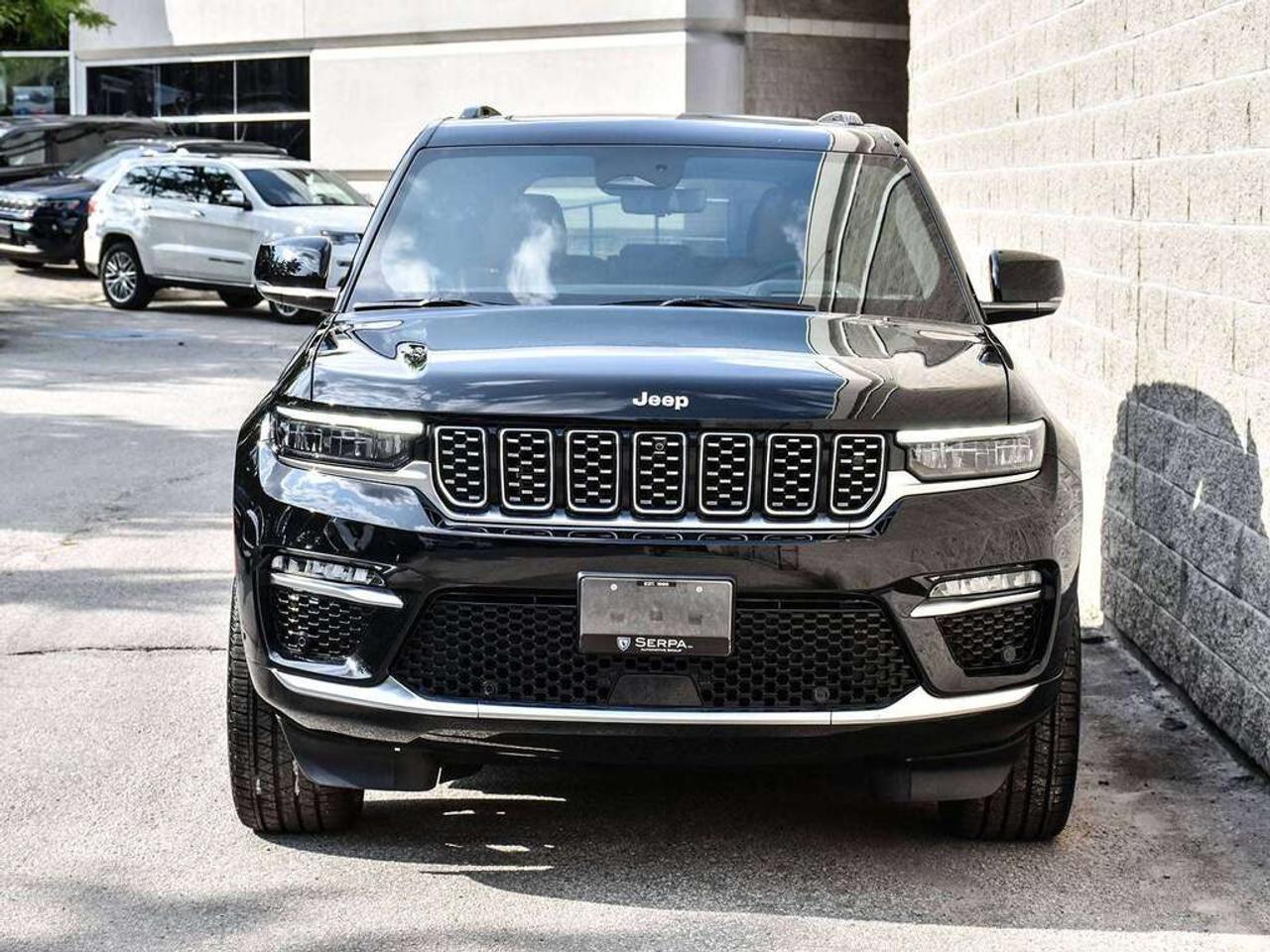 2025 Jeep Grand Cherokee Summit 4dr 4x4 Photo