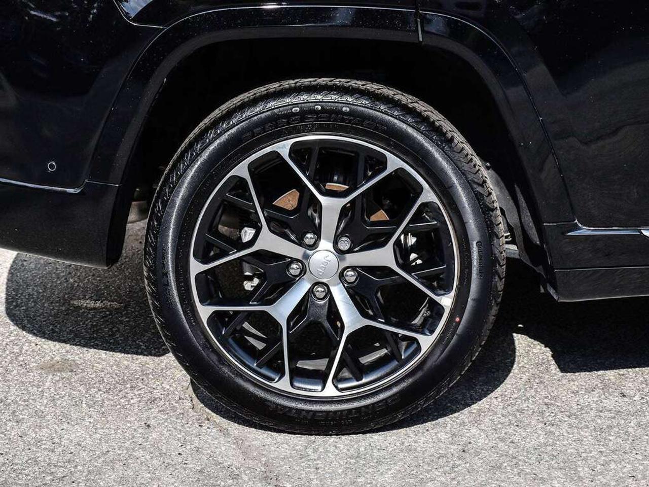 2025 Jeep Grand Cherokee Summit 4dr 4x4 Photo