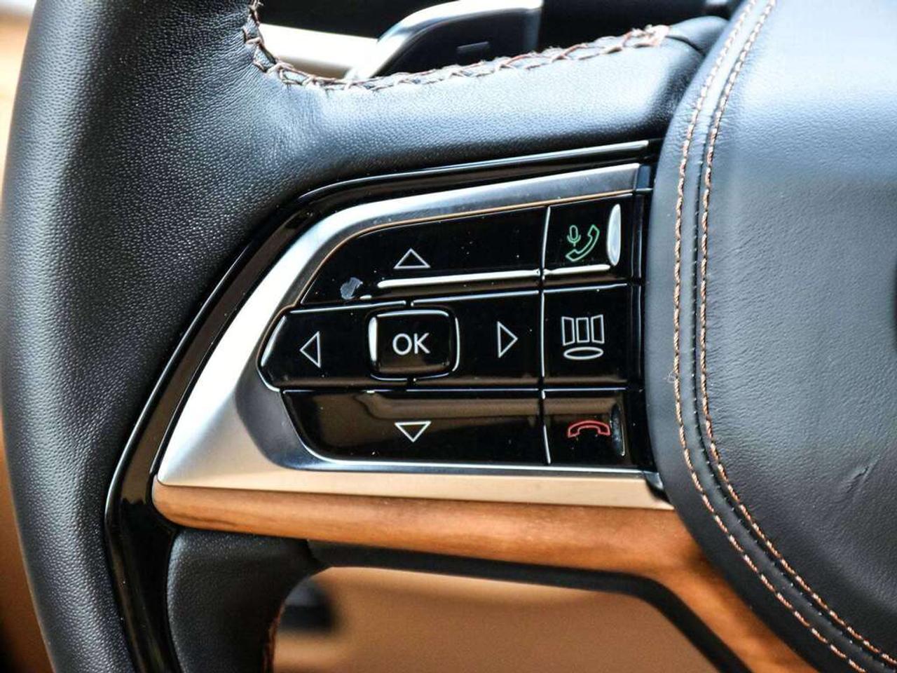 2025 Jeep Grand Cherokee Summit 4dr 4x4 Photo