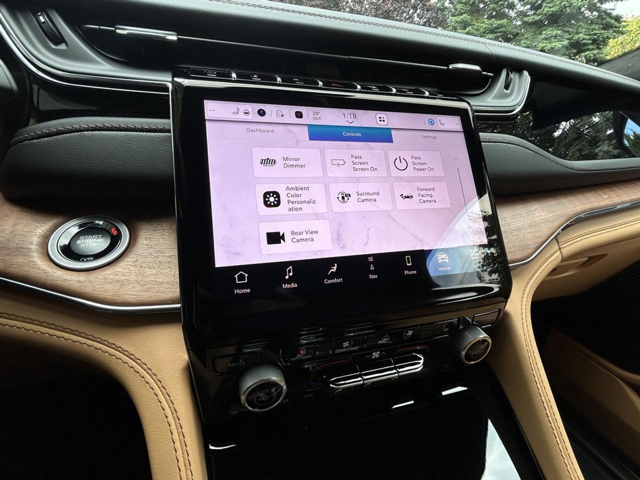 2025 Jeep Grand Cherokee Summit 4dr 4x4 Photo