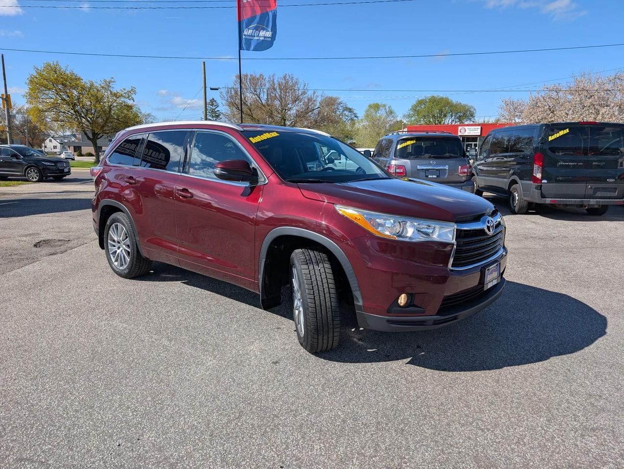2015 Toyota Highlander XLE 4dr All-wheel Drive Photo2