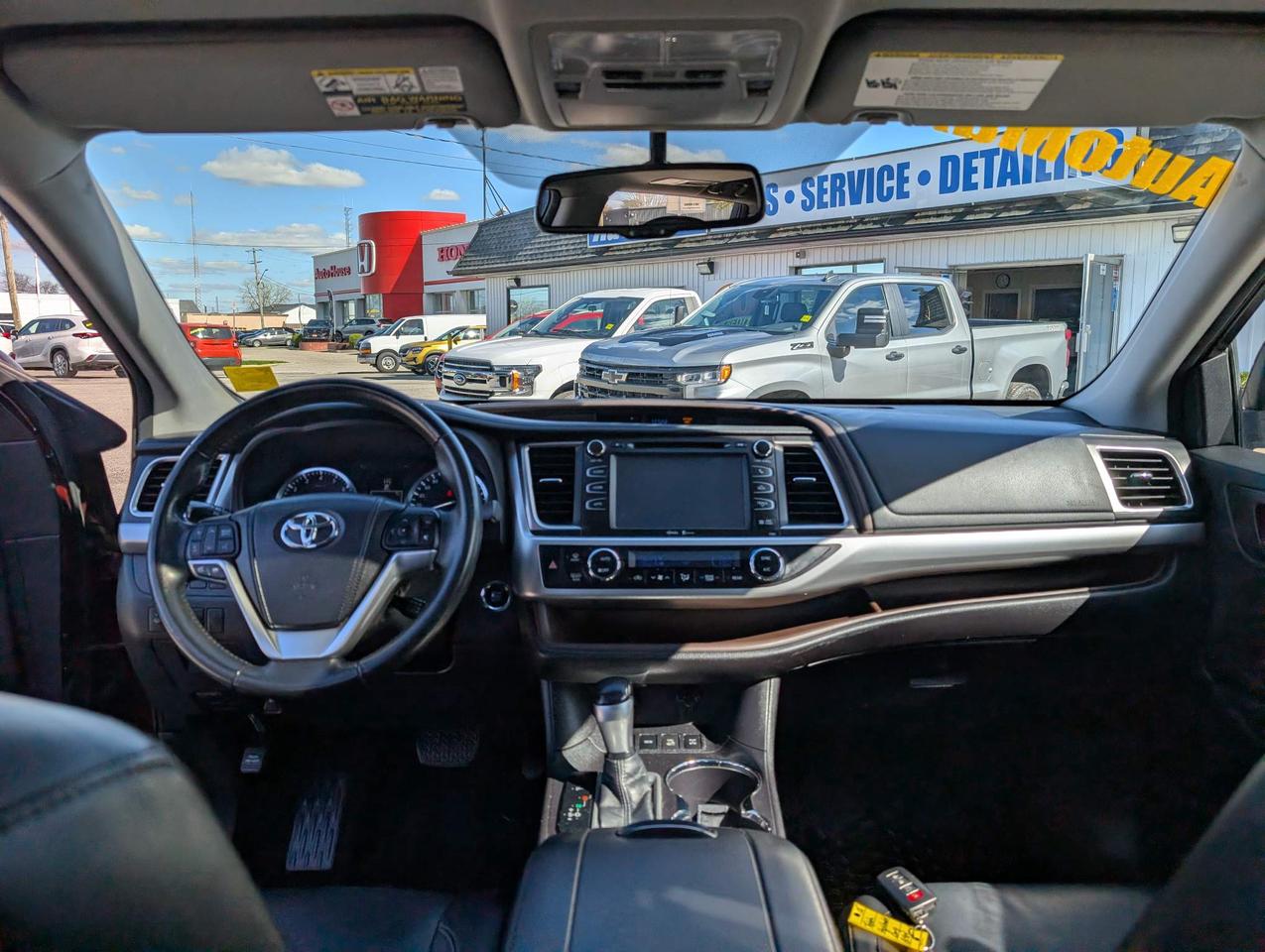 2015 Toyota Highlander XLE 4dr All-wheel Drive Photo