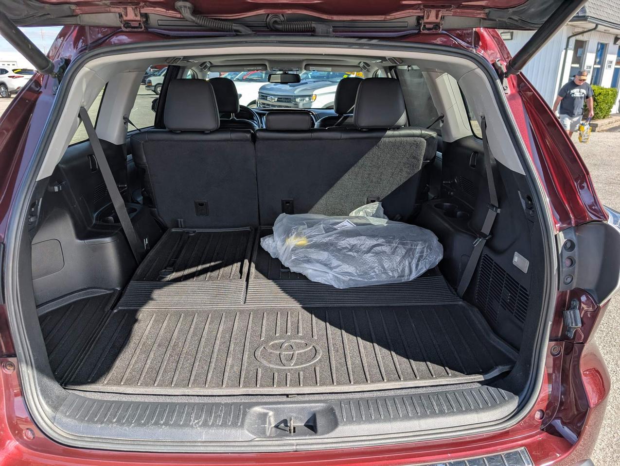 2015 Toyota Highlander XLE 4dr All-wheel Drive Photo