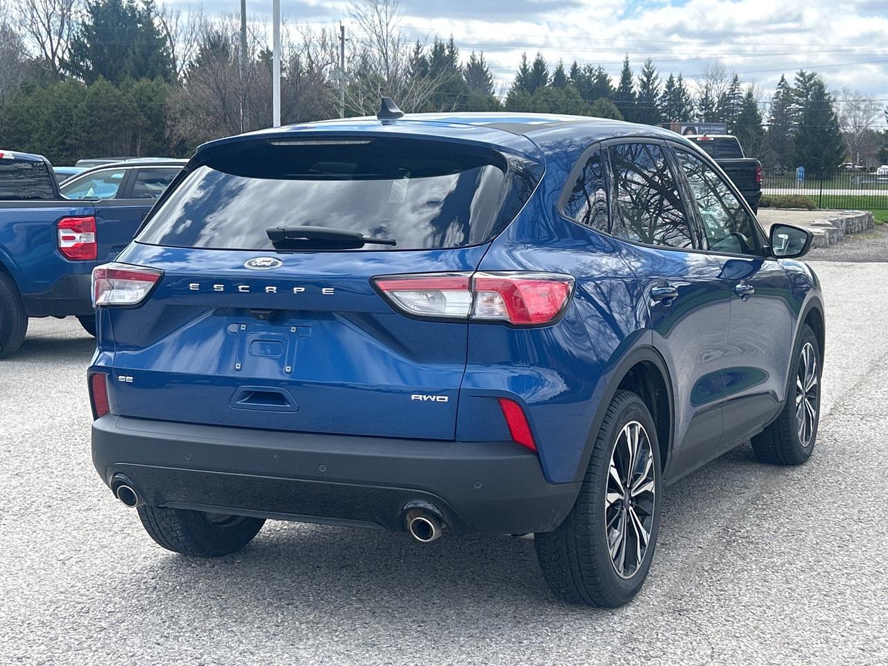 2022 Ford Escape SE AWD   Nav.   Heated Seats & Steering Wheel Photo