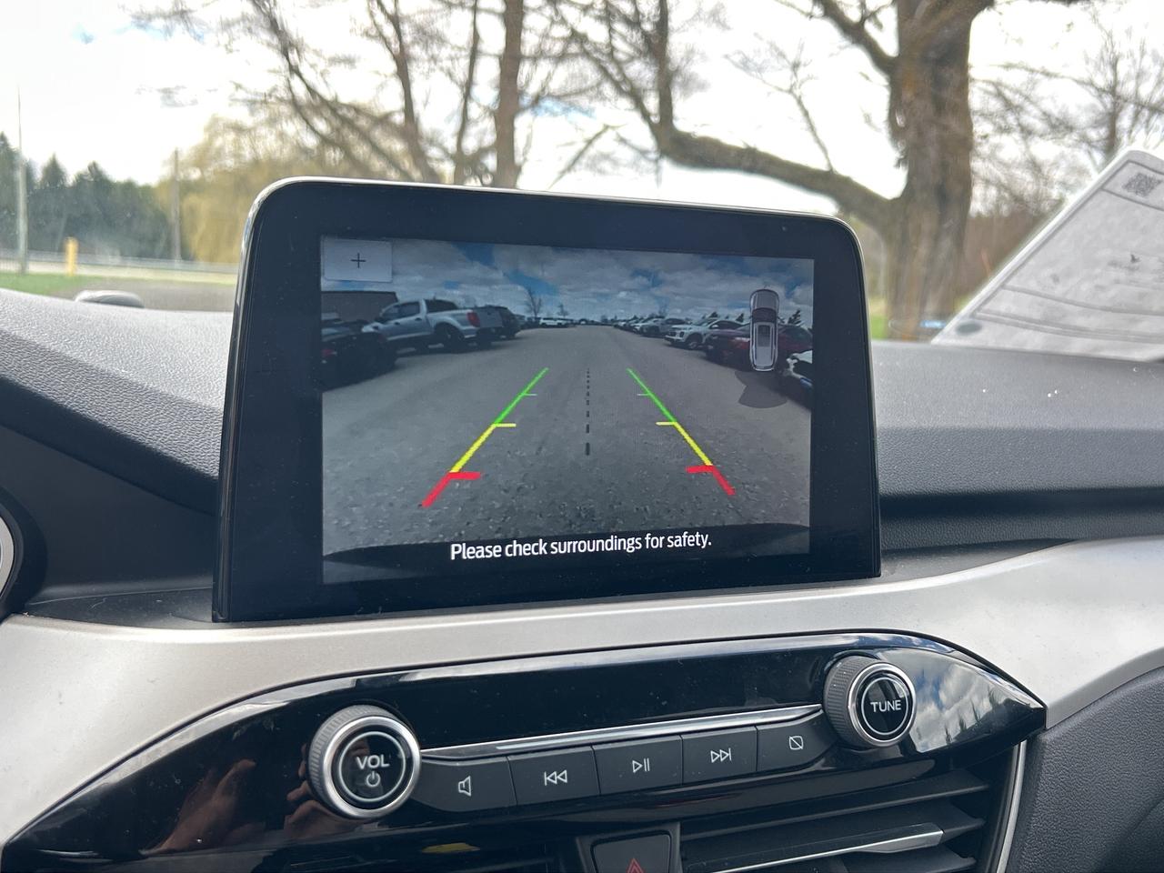 2022 Ford Escape SE AWD   Nav.   Heated Seats & Steering Wheel Photo