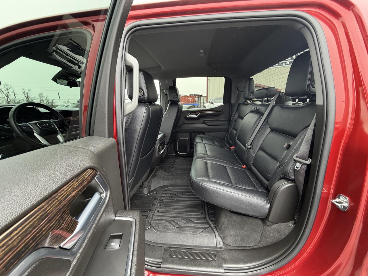 2023 GMC Sierra 1500 4WD Crew Cab 147  Elevation Photo
