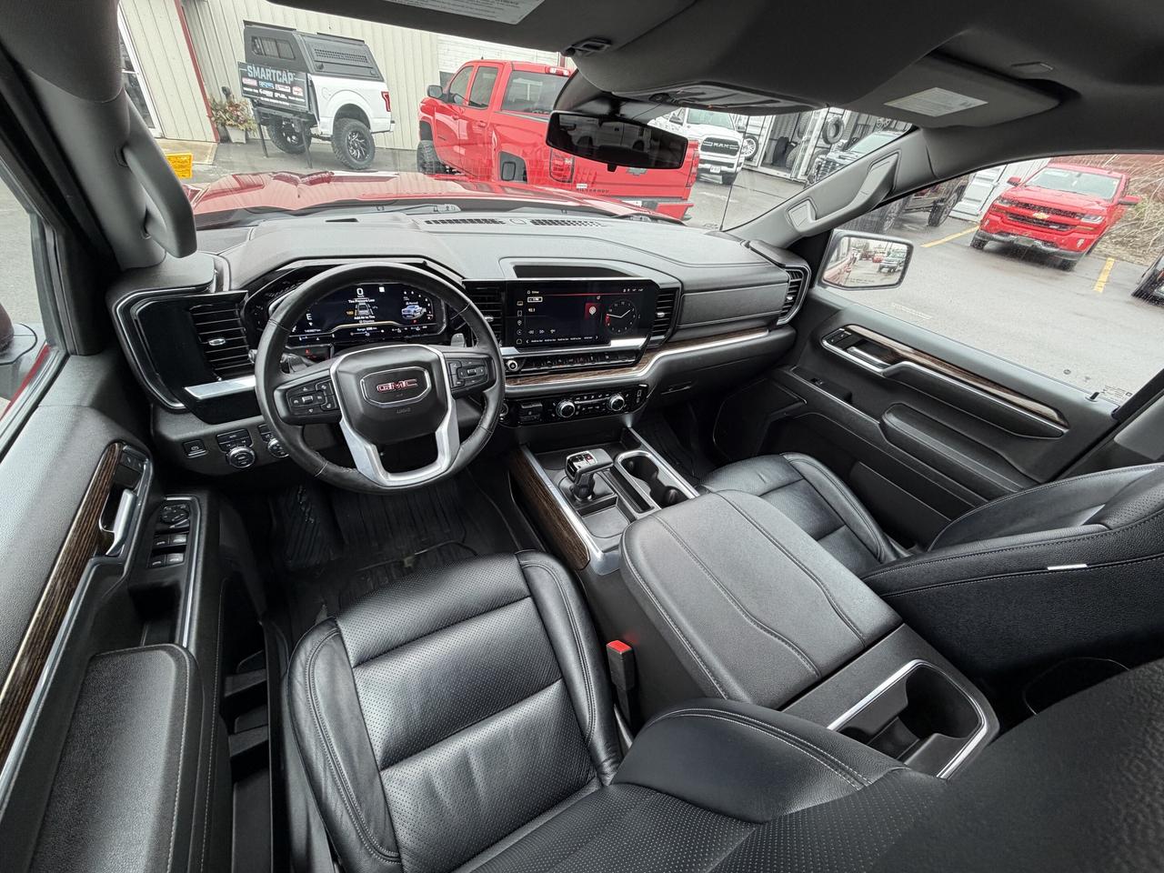 2023 GMC Sierra 1500 4WD Crew Cab 147  Elevation Photo