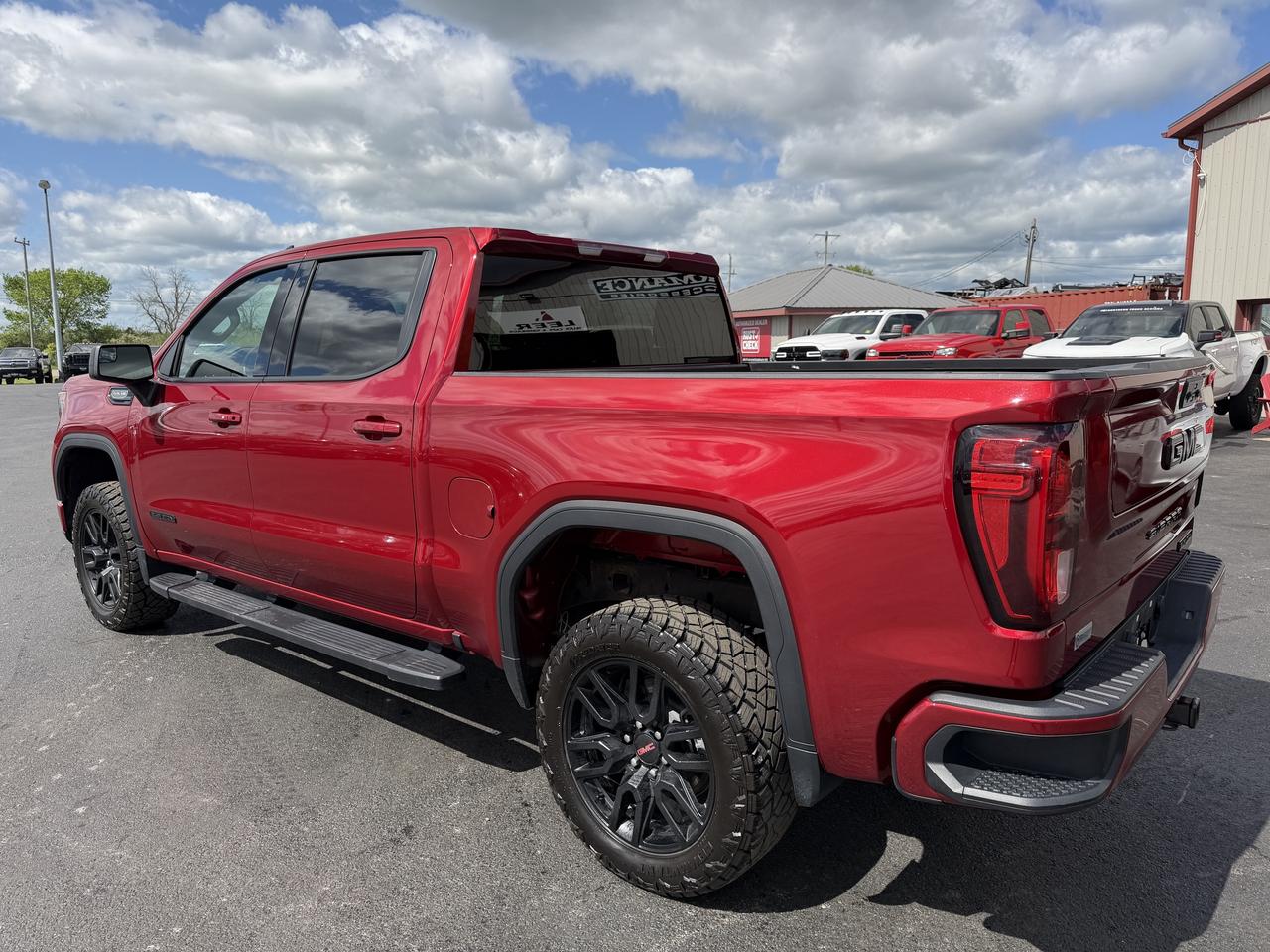 2023 GMC Sierra 1500 4WD Crew Cab 147  Elevation Photo