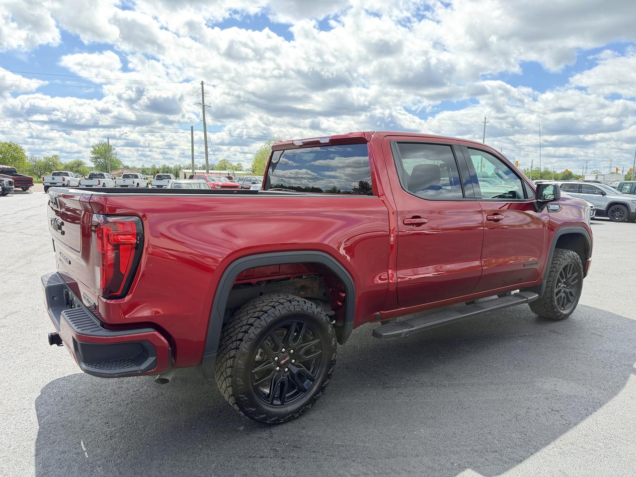 2023 GMC Sierra 1500 4WD Crew Cab 147  Elevation Photo