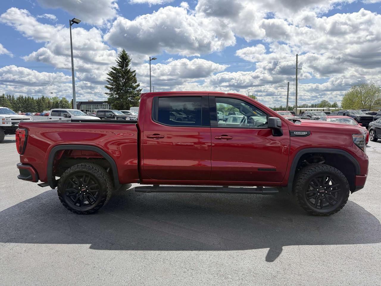 2023 GMC Sierra 1500 4WD Crew Cab 147  Elevation Photo