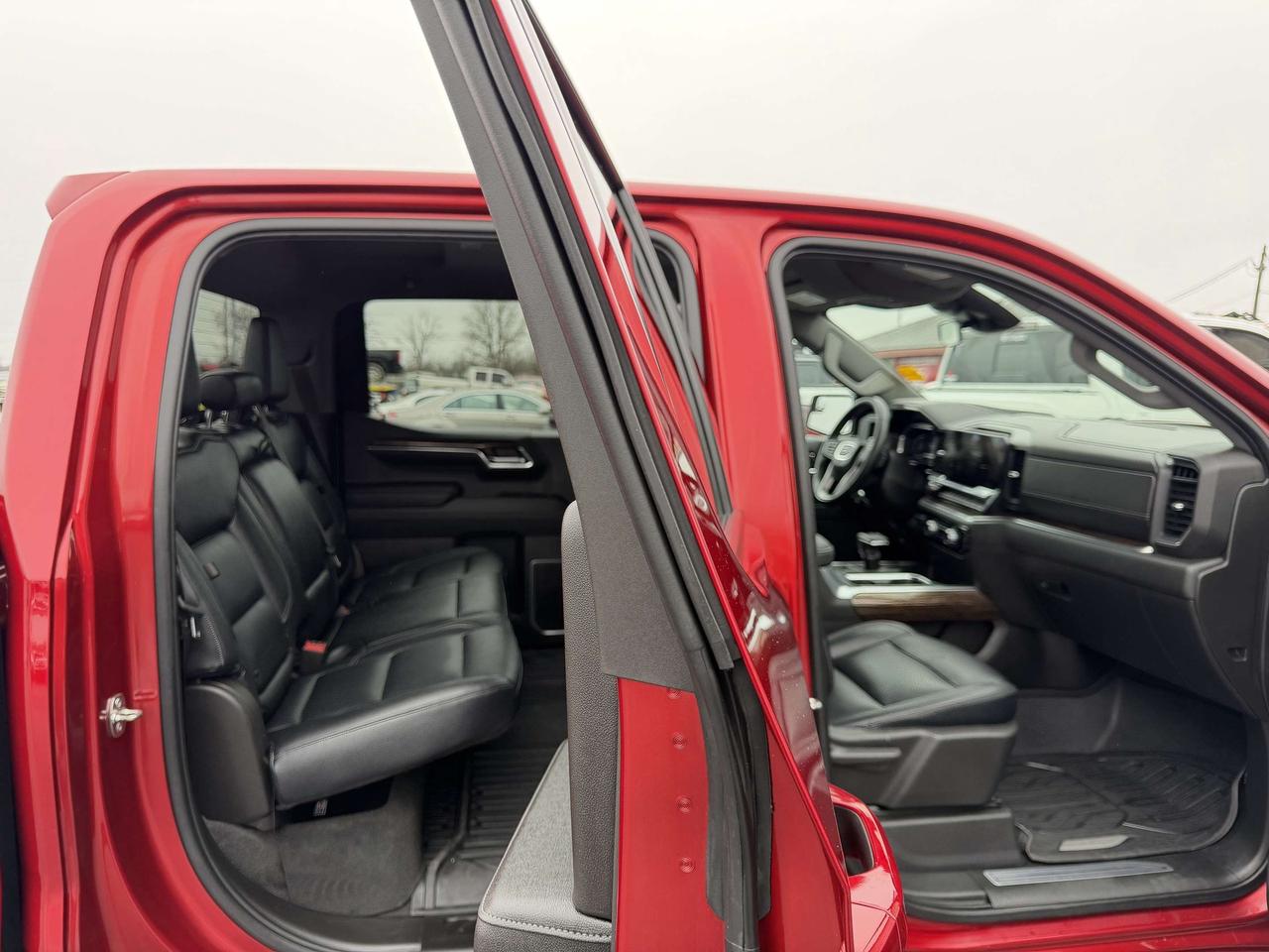 2023 GMC Sierra 1500 4WD Crew Cab 147  Elevation Photo