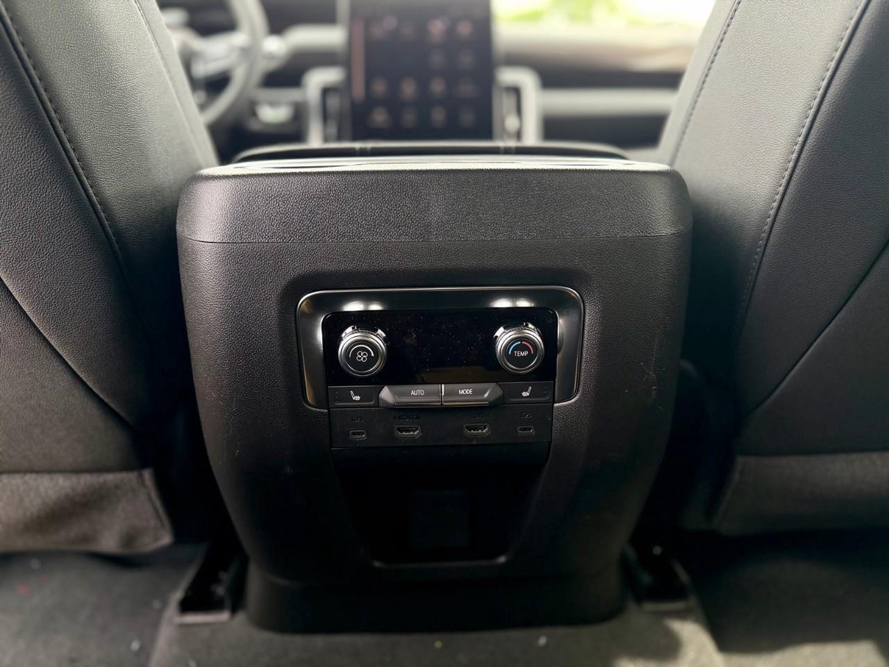 2026 GMC Yukon Elevation 4dr 4x4 Photo