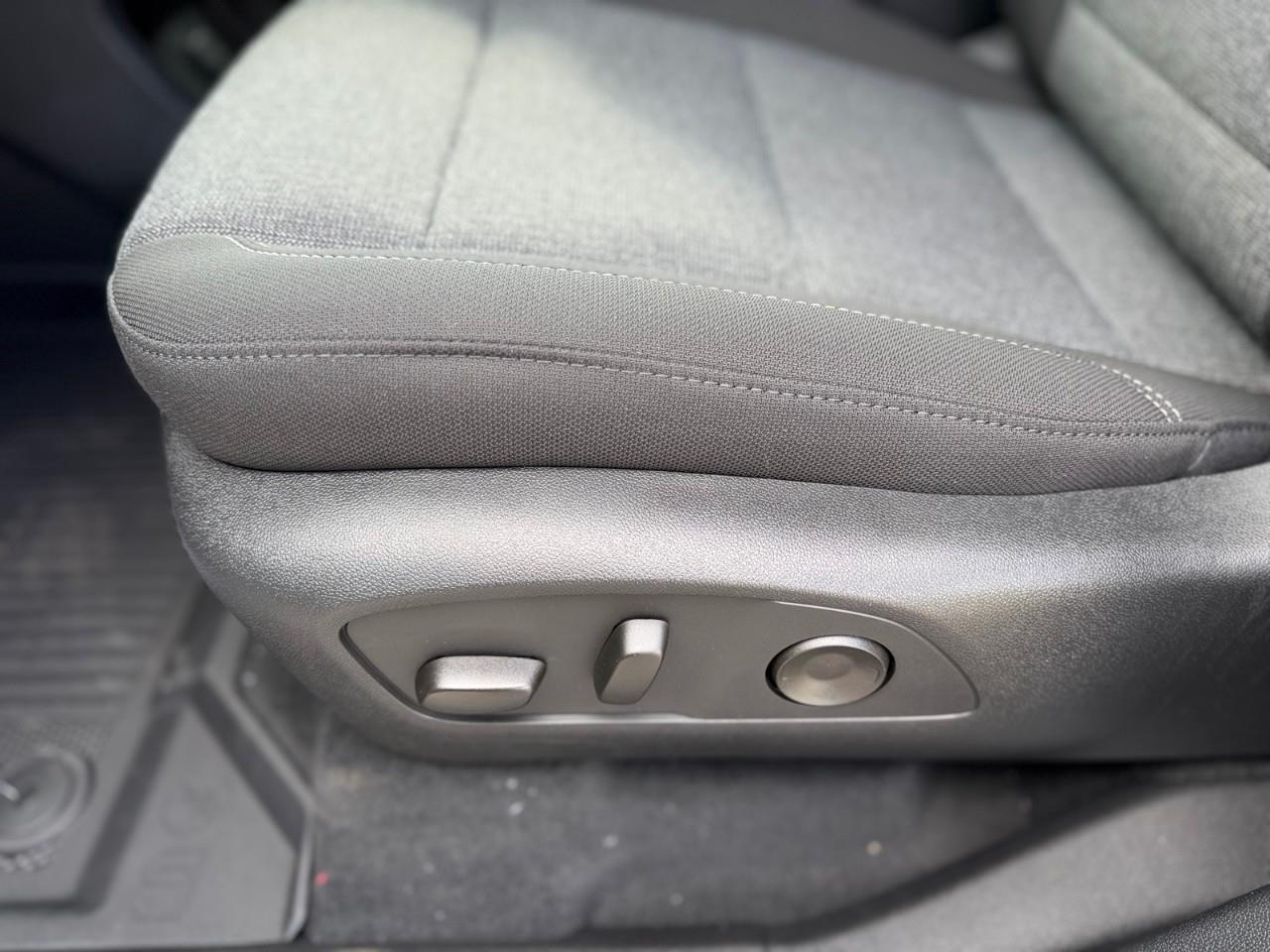 2026 GMC Acadia Elevation 4dr All-Wheel Drive Photo