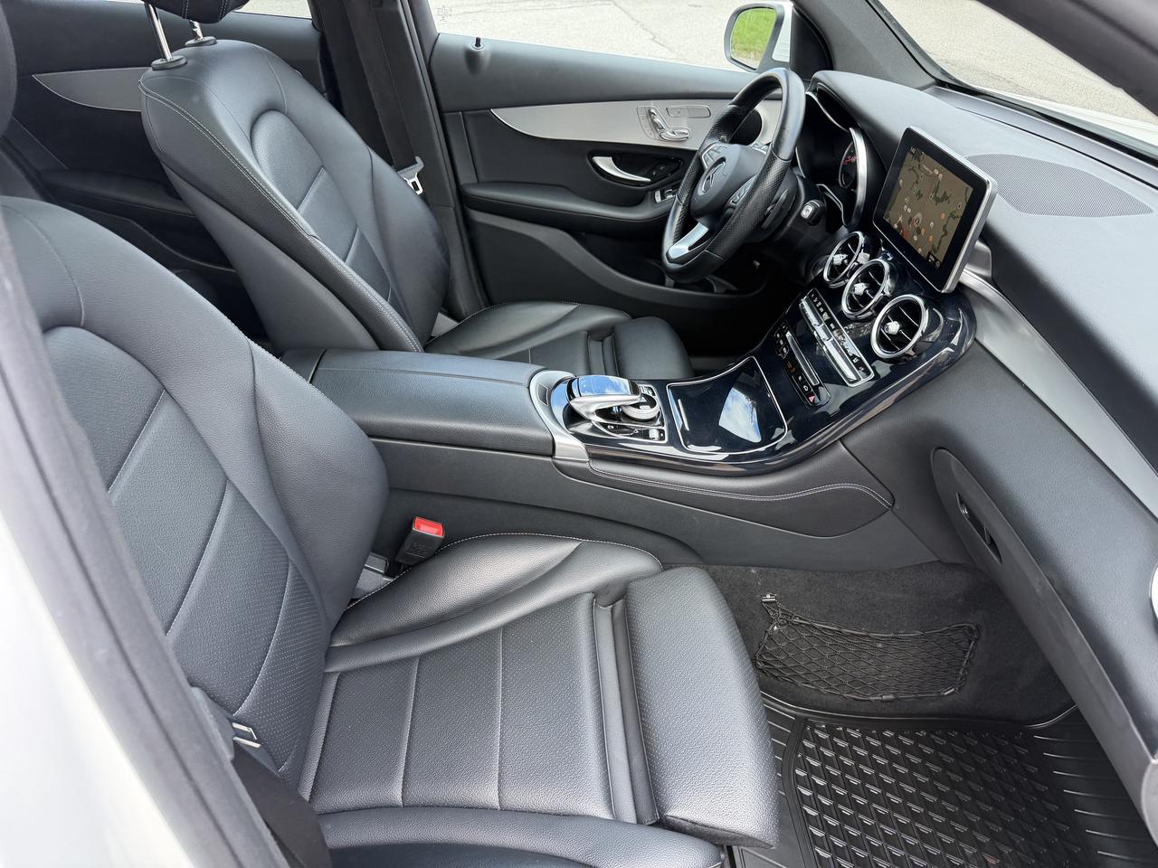 2017 Mercedes-Benz GLC AWD GLC 300 Intelligent Drive Package Certified Photo