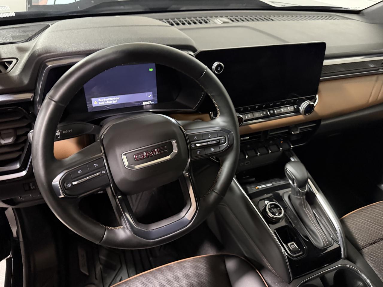 2023 GMC Canyon 2.7T AT4 4X4 CLEAN CARFAX 1 OWNER CERTIFIED Photo