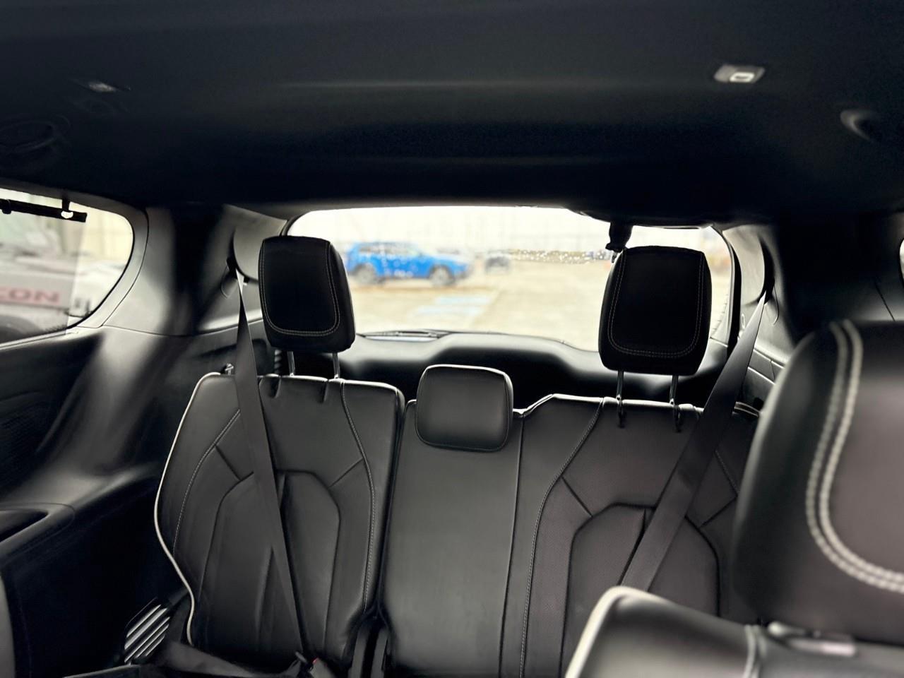 2024 Chrysler Pacifica Limited All-Wheel Drive Passenger Van Photo