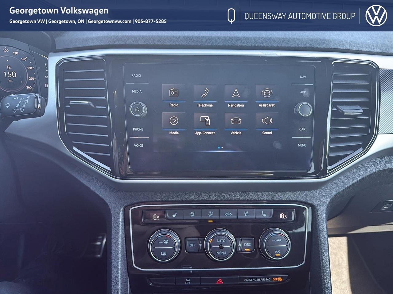 2022 Volkswagen Atlas Cross Sport Execline Photo