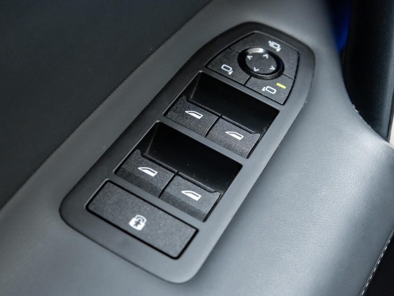 2023 BMW iX xDrive40 4dr All-Wheel Drive Sports Activity Vehicle Photo