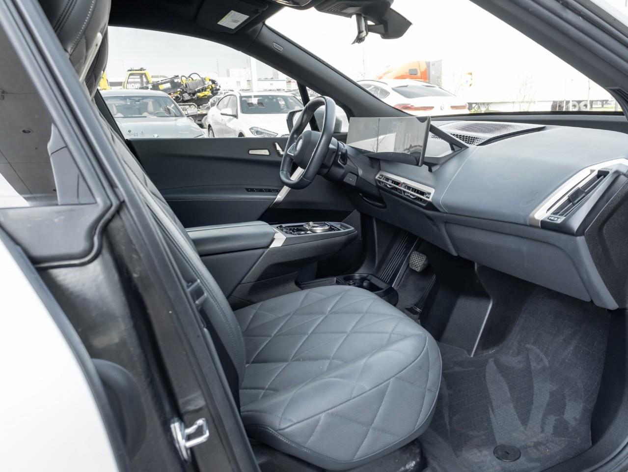 2023 BMW iX xDrive40 4dr All-Wheel Drive Sports Activity Vehicle Photo