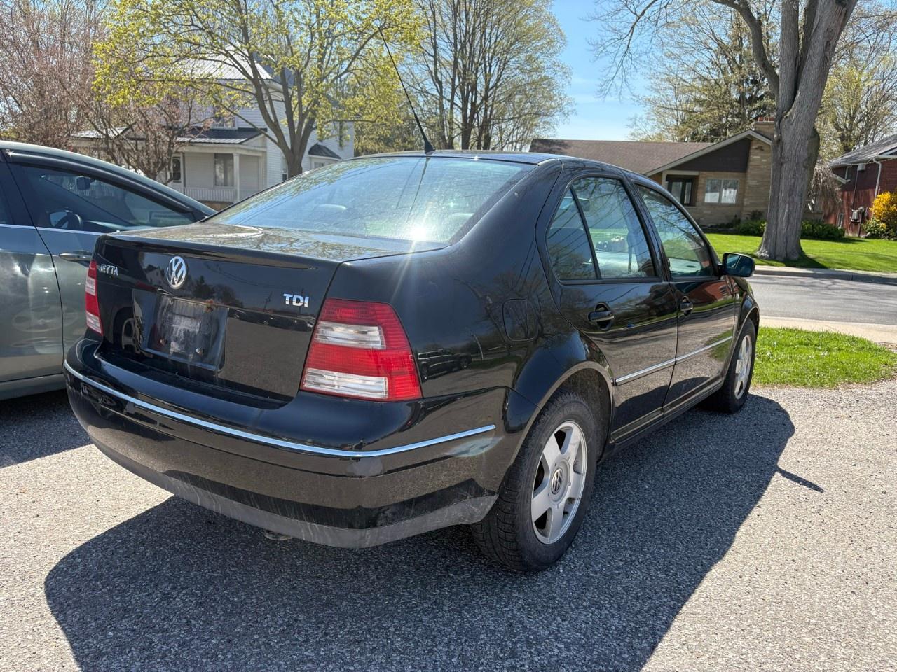 2005 Volkswagen Jetta Sedan  Photo