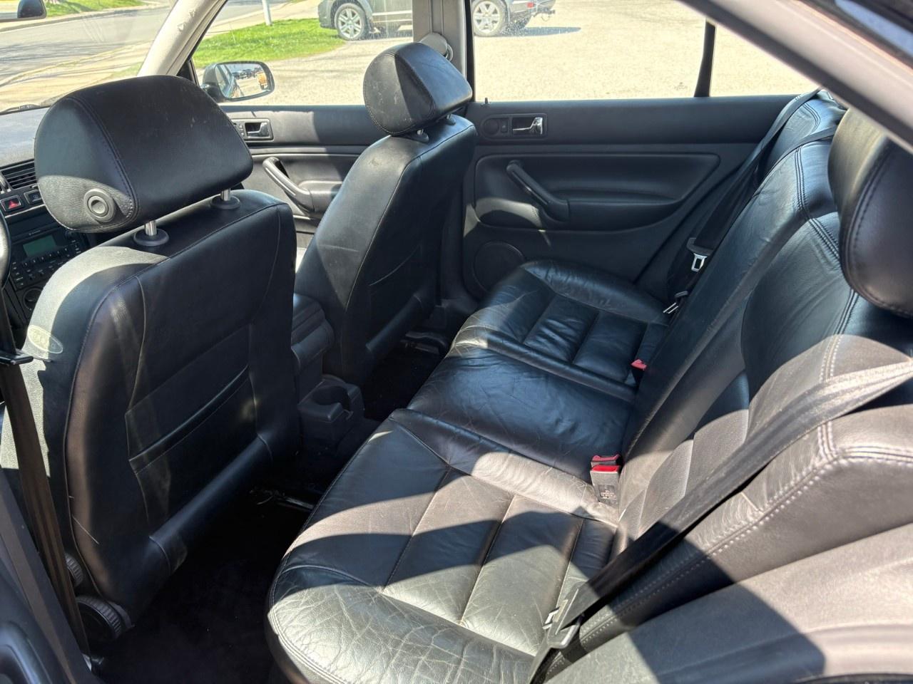 2005 Volkswagen Jetta Sedan  Photo