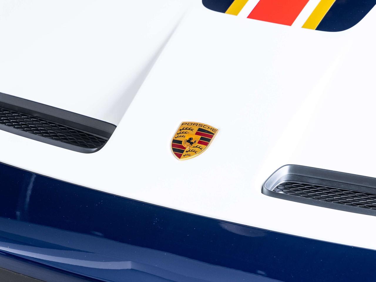 2024 Porsche 911 Dakar Photo