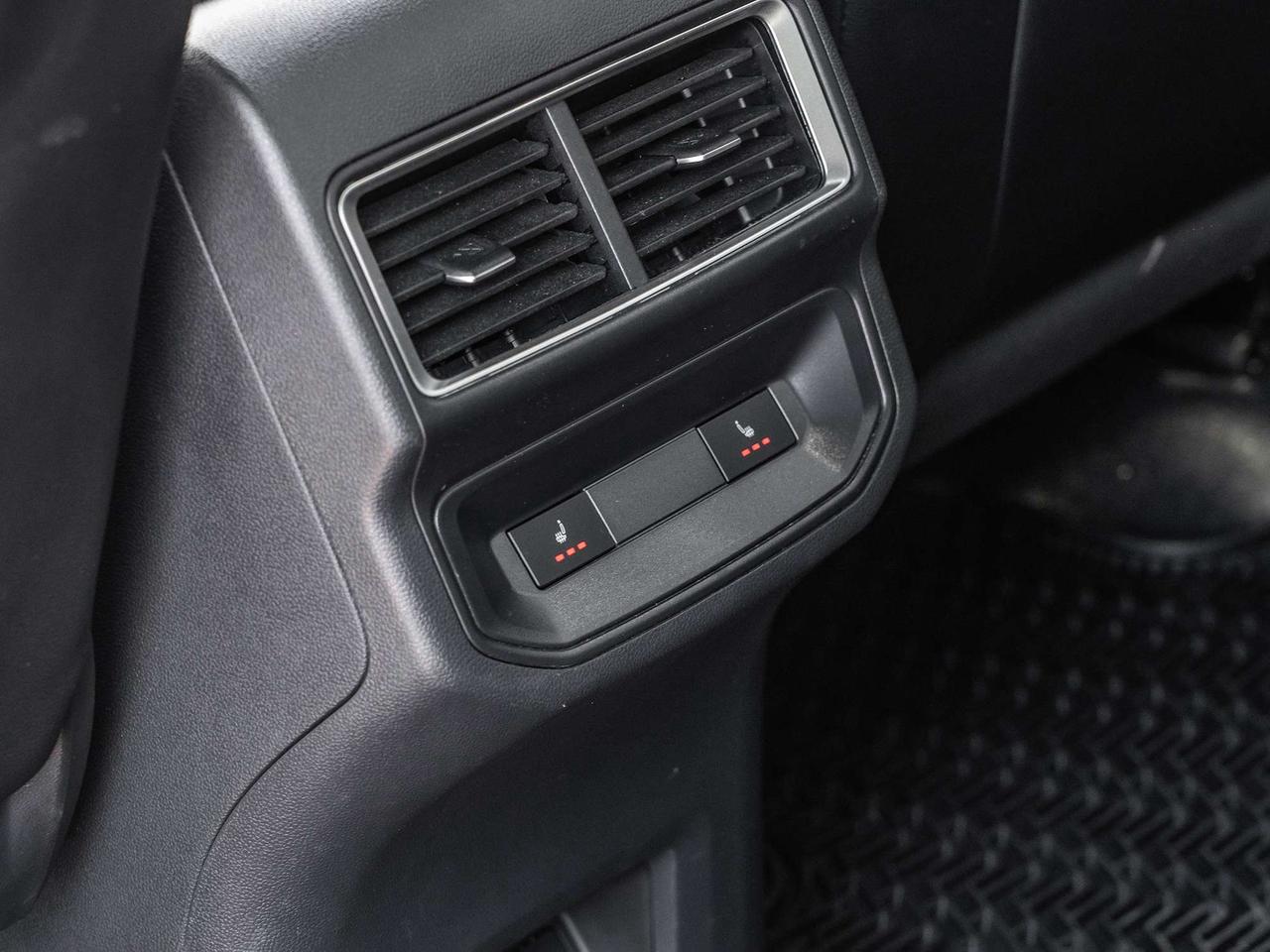 2024 Volkswagen Atlas Highline 2.0 TSI 4MOTION Photo