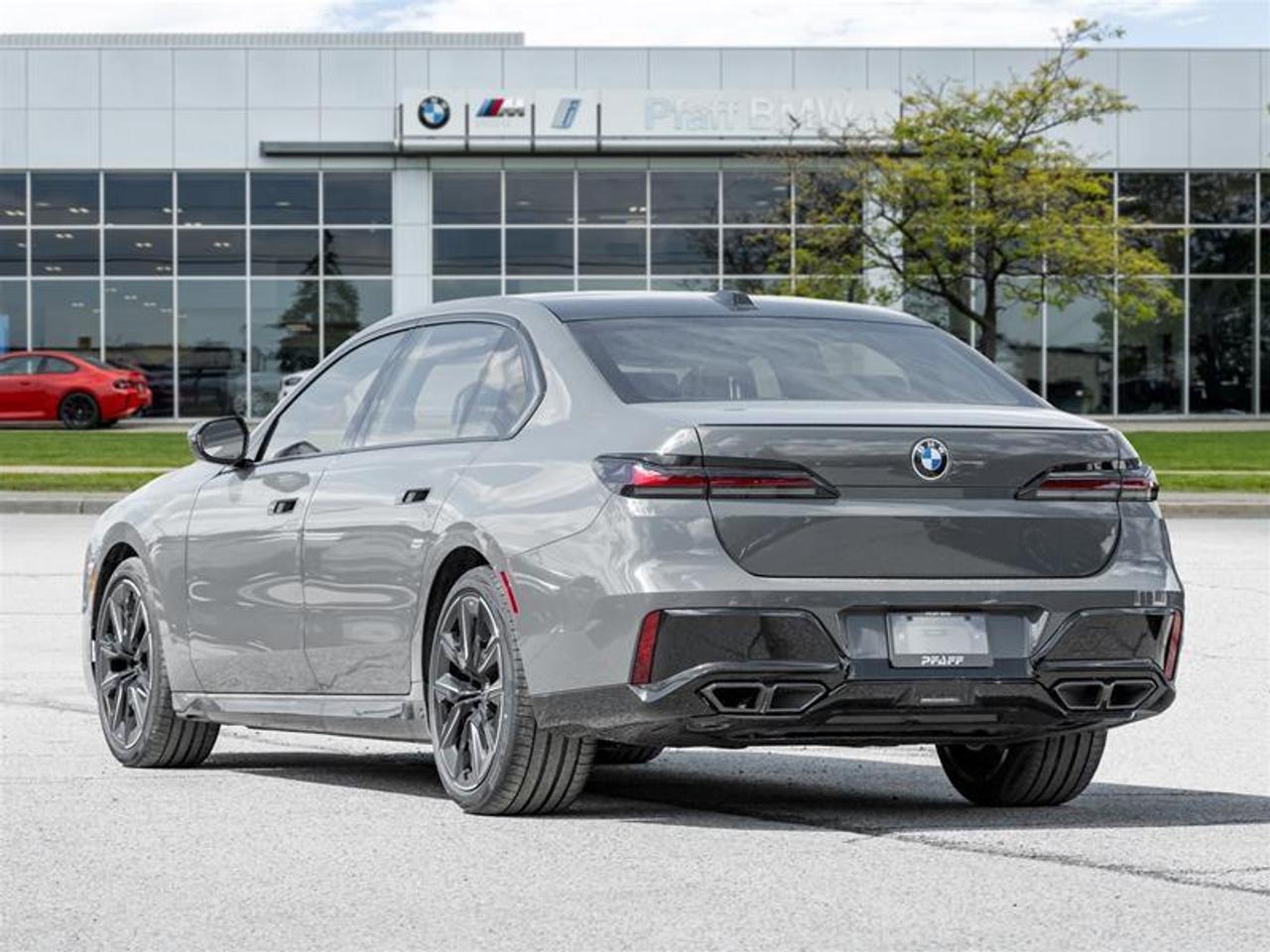 2026 BMW 760 i xDrive 4dr All-Wheel Drive Sedan Photo