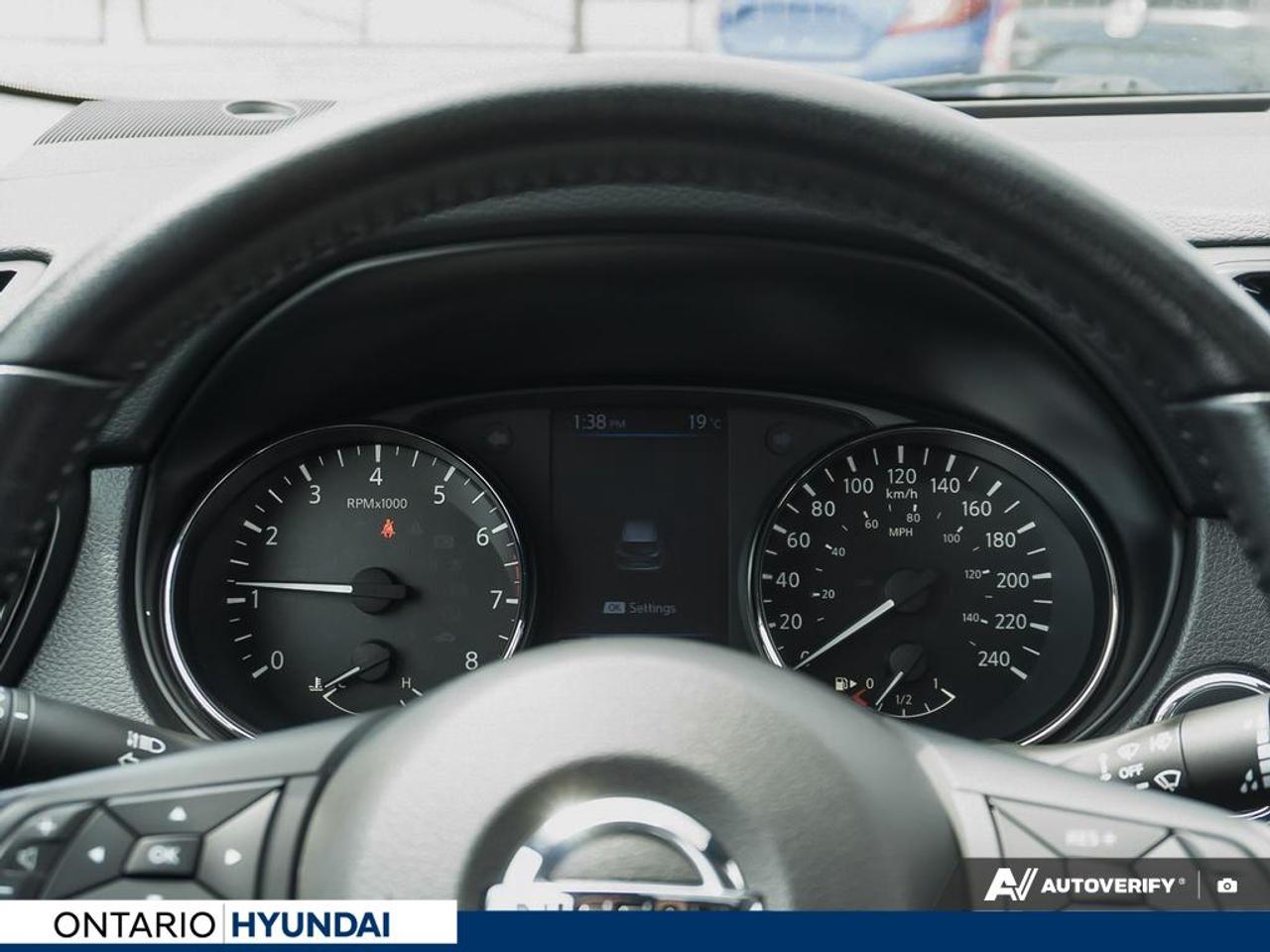 2020 Nissan Qashqai SV (CVT) 4dr Front-Wheel Drive Photo