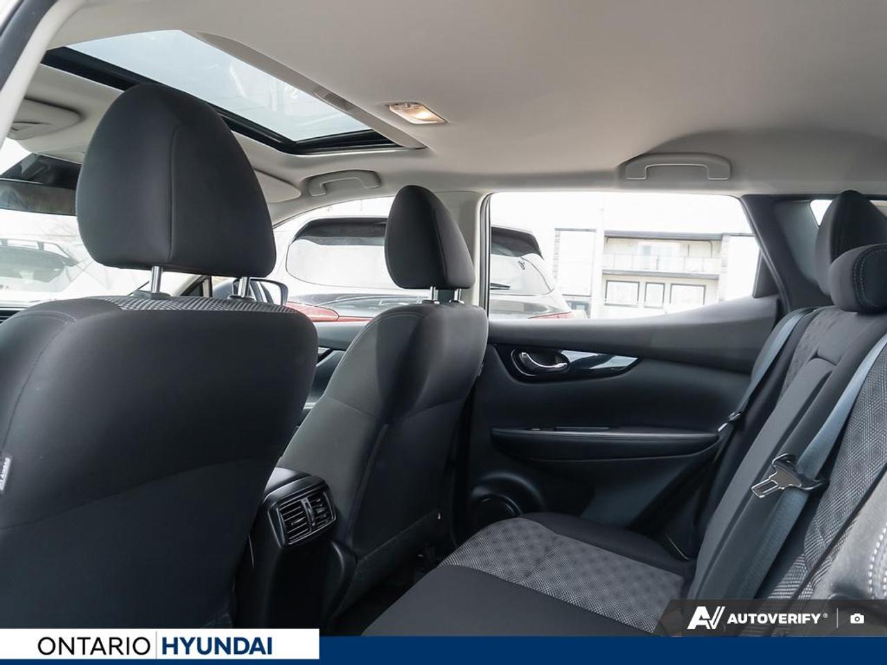 2020 Nissan Qashqai SV (CVT) 4dr Front-Wheel Drive Photo