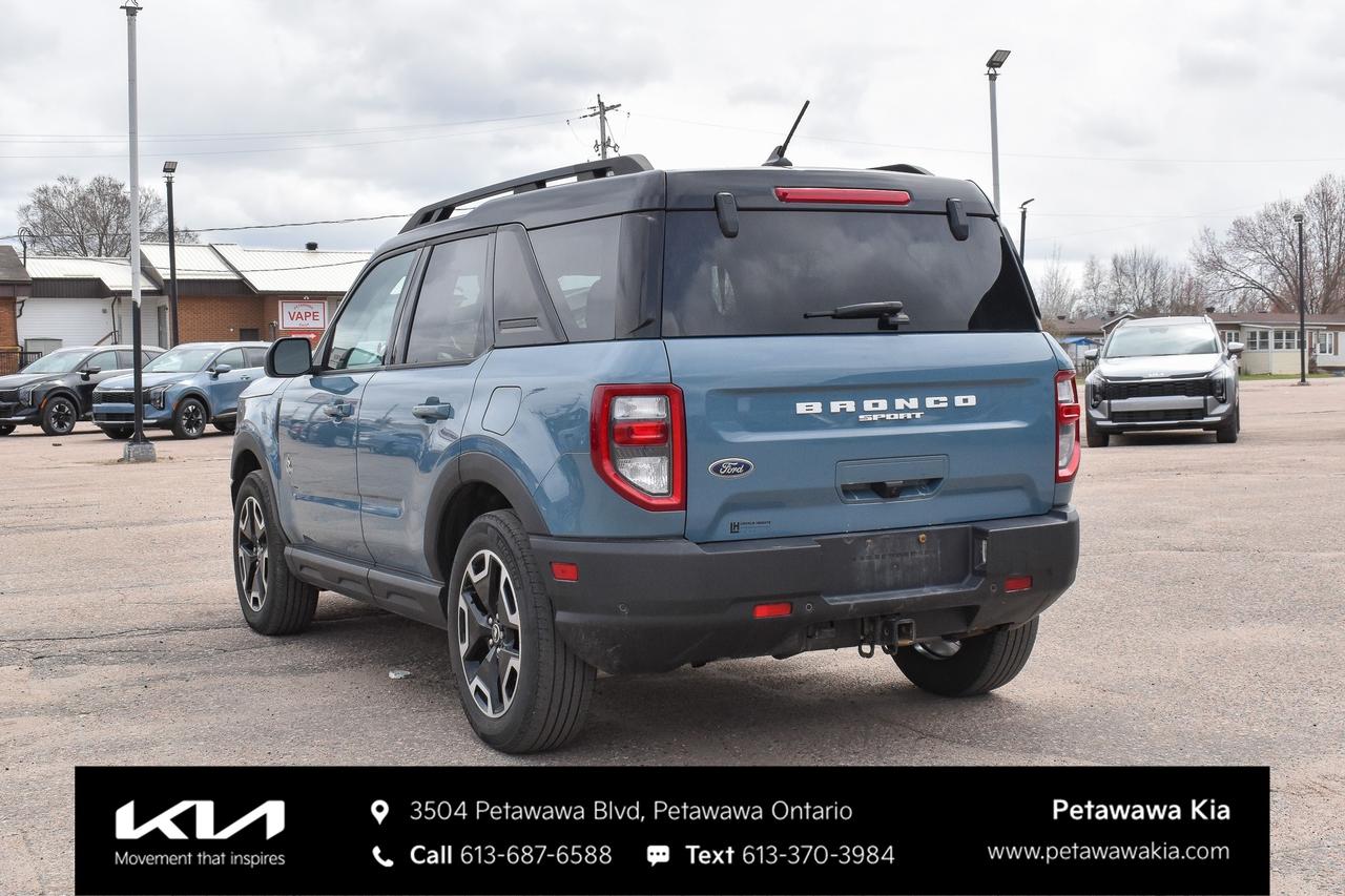 2022 Ford Bronco Sport Outer Banks 4dr 4x4 Photo3