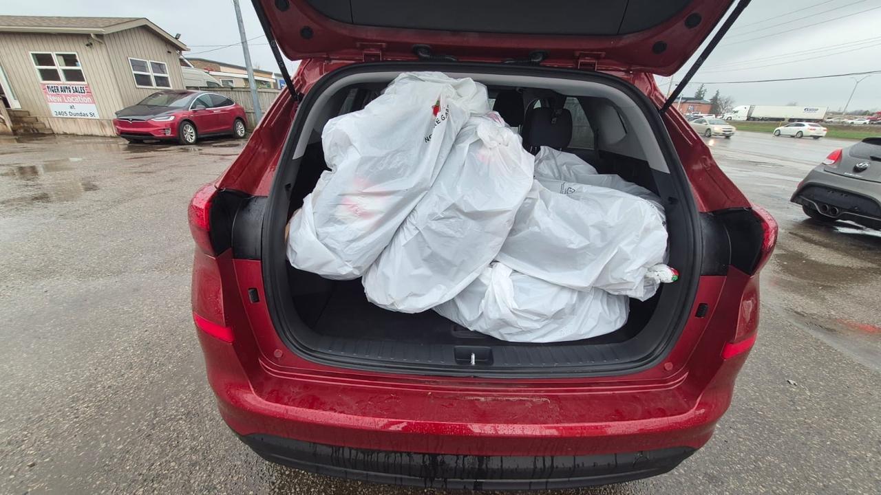 2021 Hyundai Tucson Preferred, NO ACCIDENTS, 2 SETS TIRES, CERTIFIED Photo