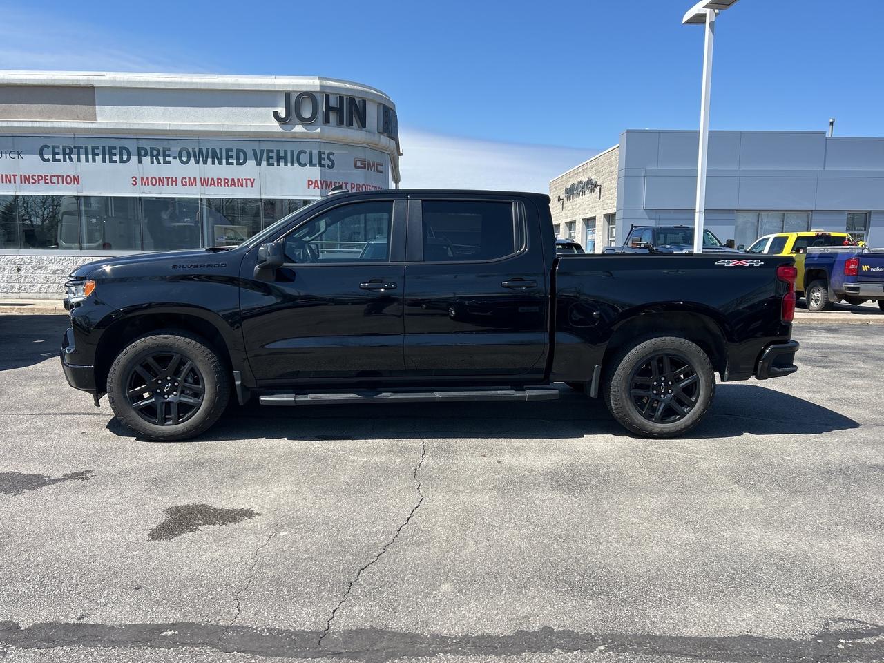 2024 Chevrolet Silverado 1500 RST Photo