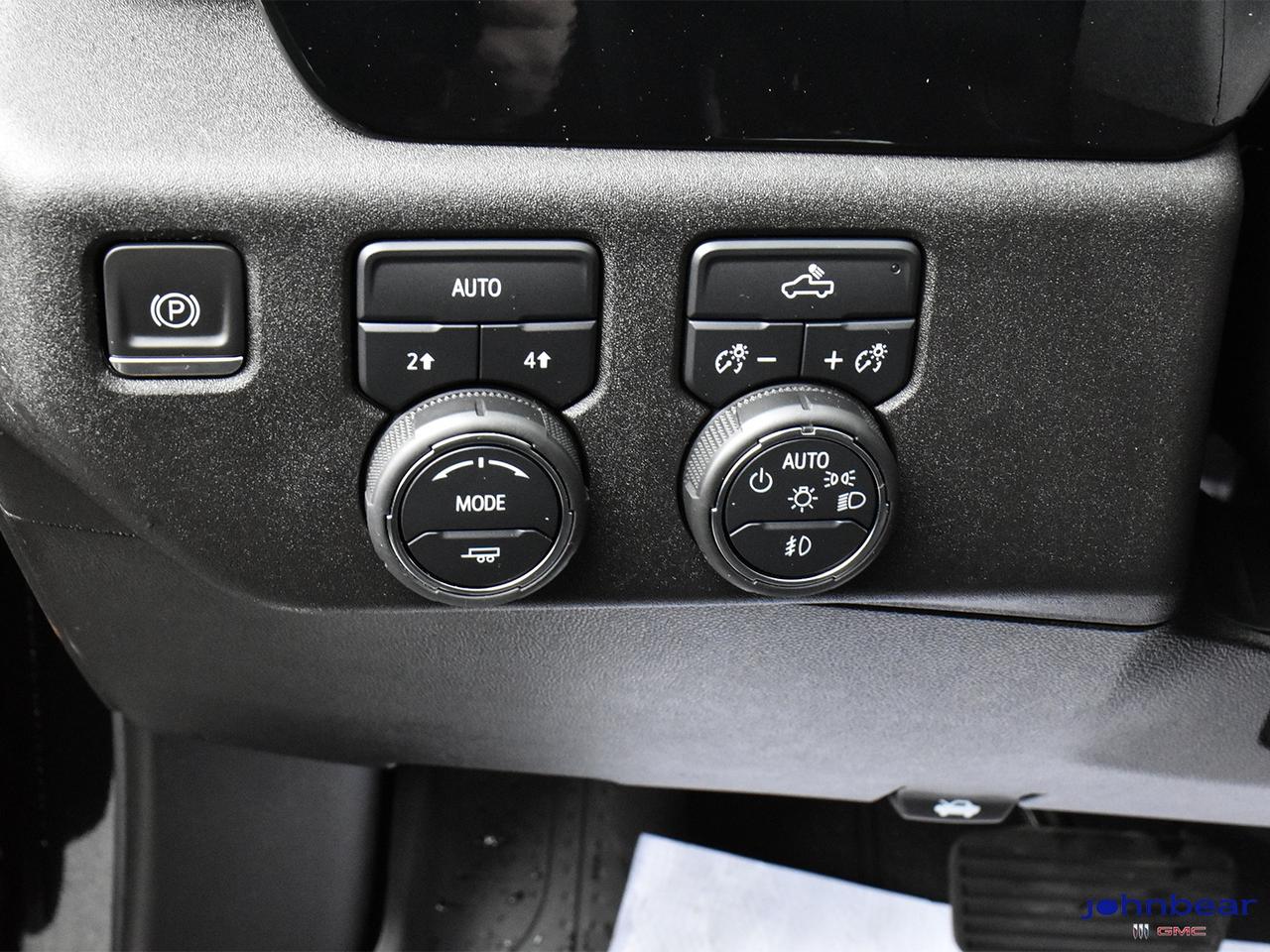 2024 Chevrolet Silverado 1500 *REMOTE START*, *NAVIGATION*, *BACK-UP CAMERA*, *N Photo