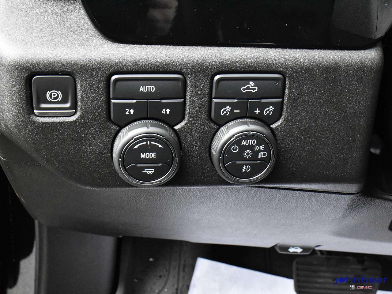 2024 Chevrolet Silverado 1500 RST Photo