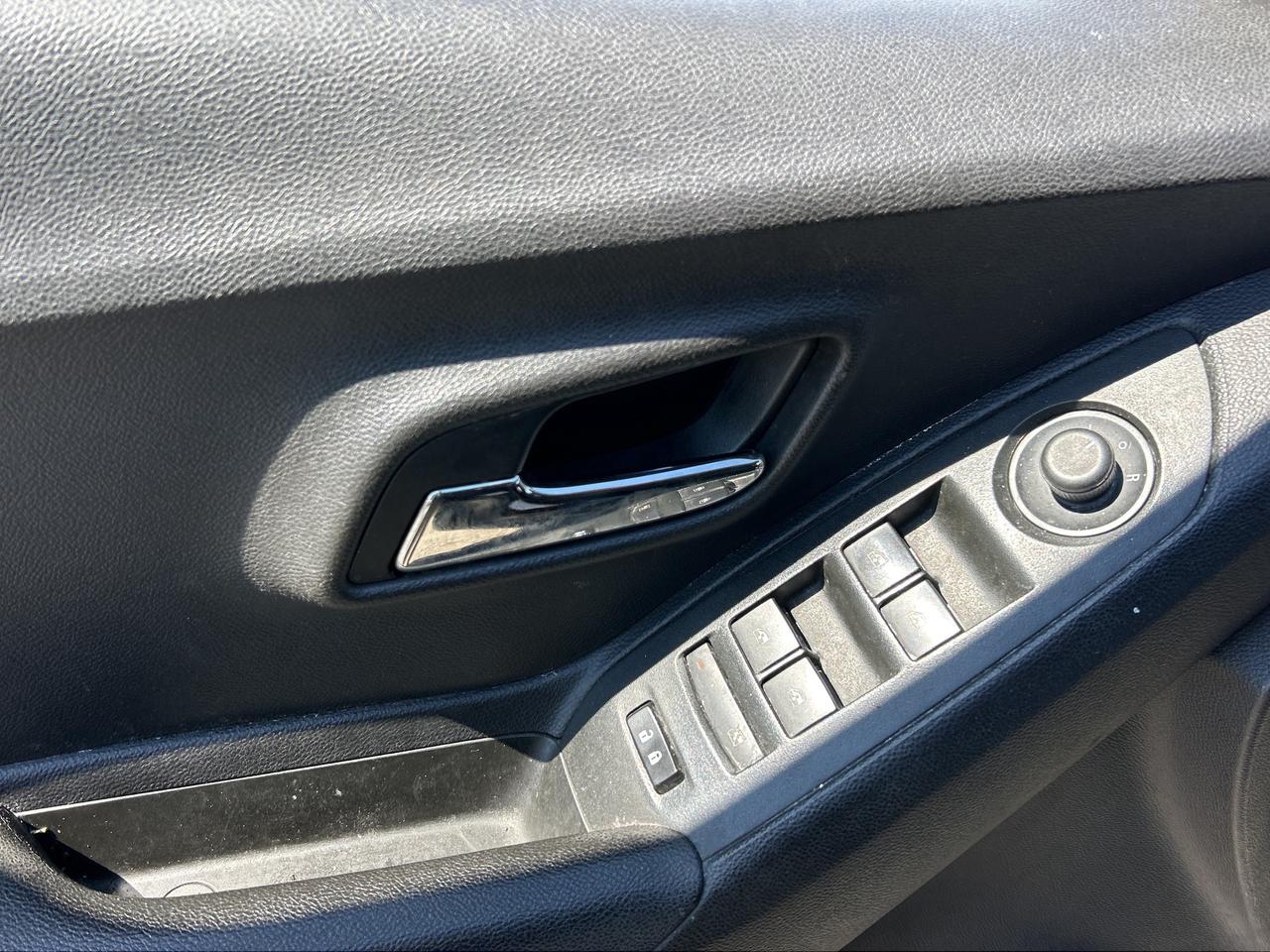 2020 Chevrolet Trax LT Photo
