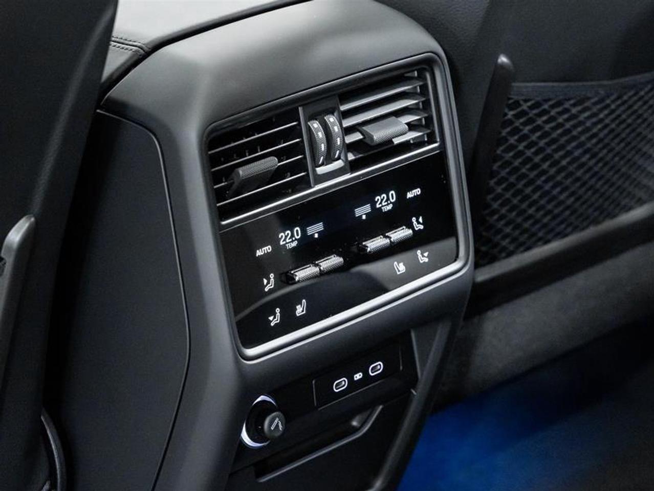 2026 Porsche Cayenne  Photo