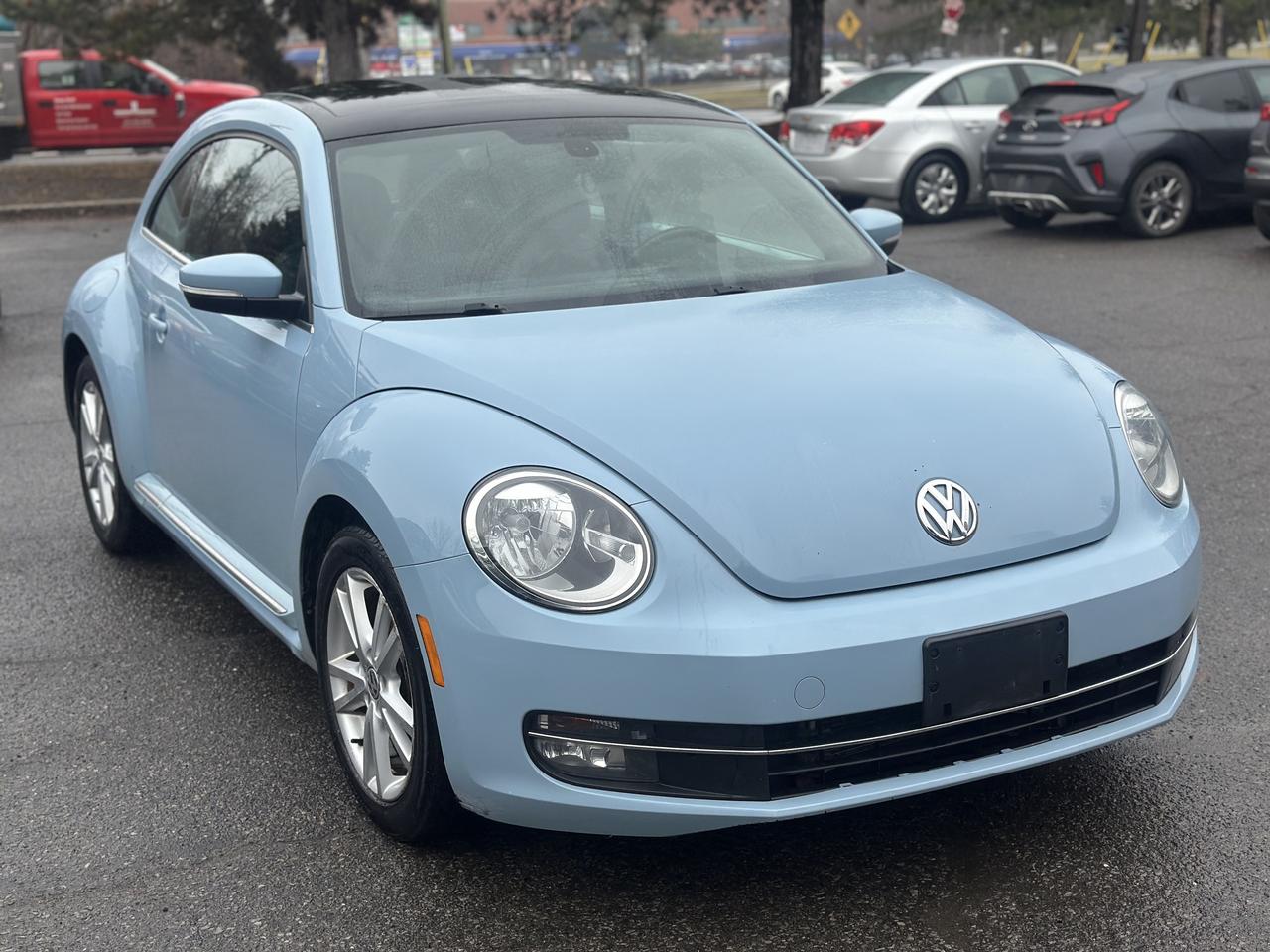2015 Volkswagen Beetle Coupe Comfortline*MANUAL*ONE OWNER*SUNROOF/LEATHERETTE* Photo