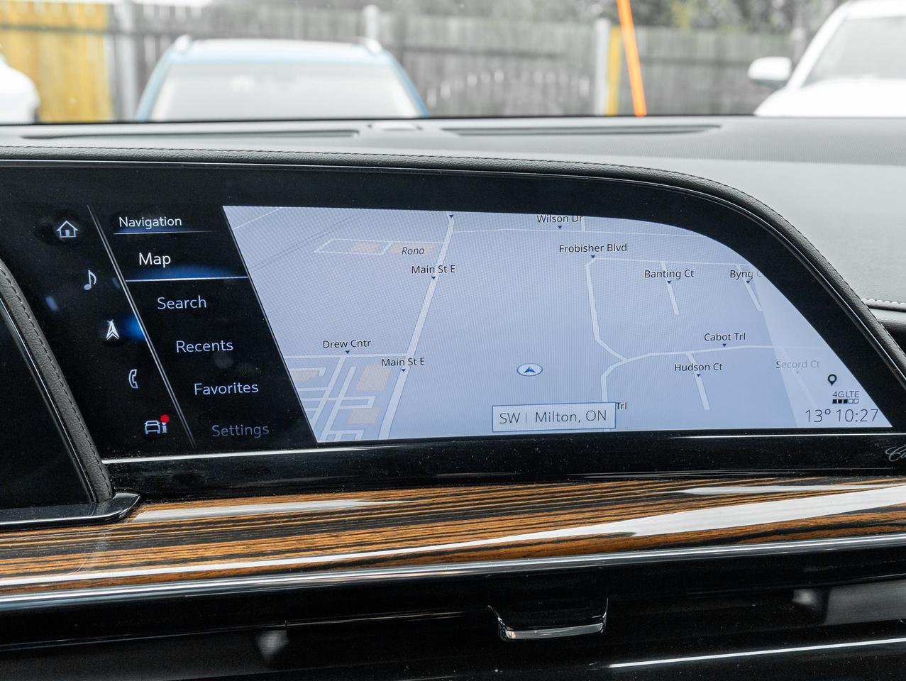 2023 Cadillac Escalade ESV Premium   Diesel   Sunroof   Super cruise Photo