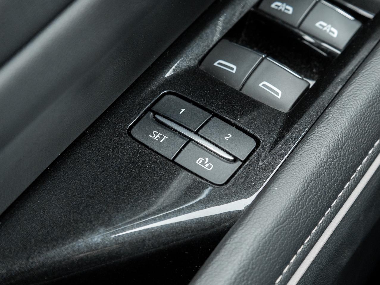 2023 Cadillac Escalade ESV Premium   Diesel   Sunroof   Super cruise Photo