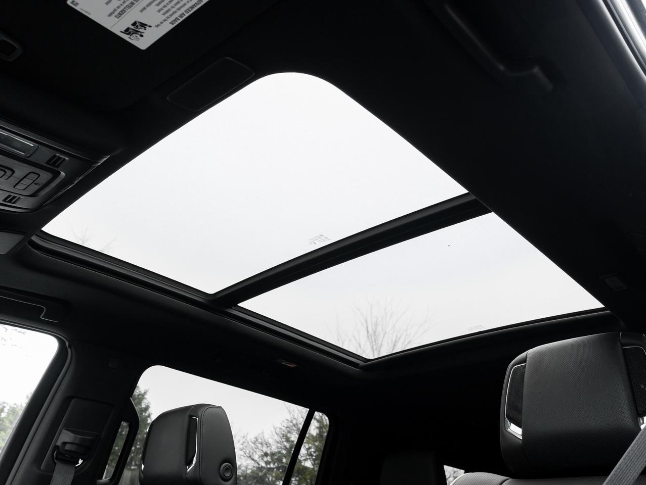 2023 Cadillac Escalade ESV Premium   Diesel   Sunroof   Super cruise Photo