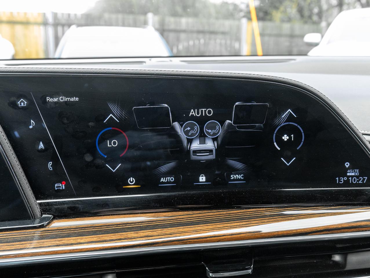 2023 Cadillac Escalade ESV Premium   Diesel   Sunroof   Super cruise Photo