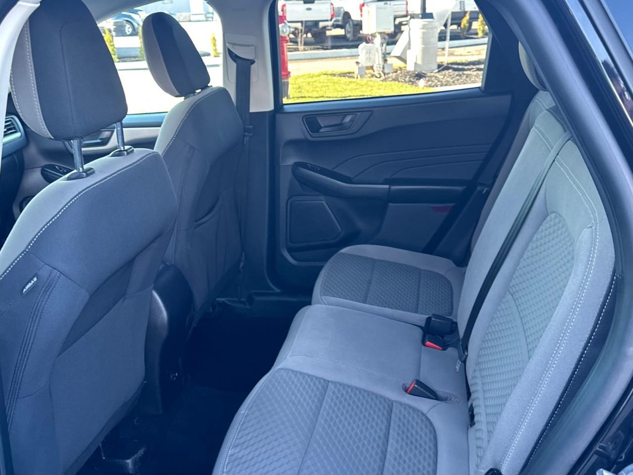 2022 Ford Escape SE 4dr All-Wheel Drive Photo