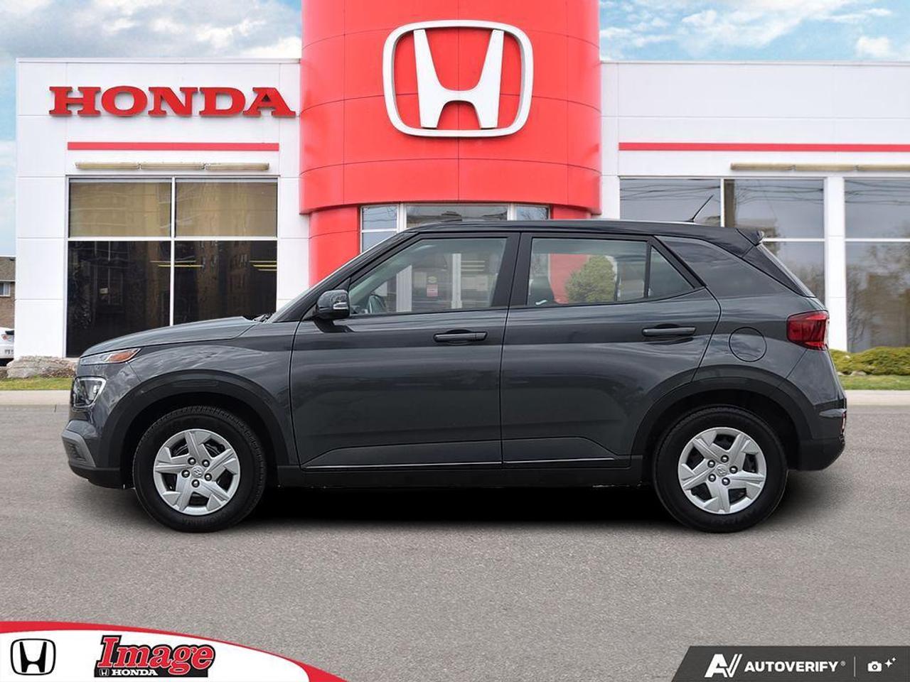 2024 Hyundai Venue Essential   NO CLAIMS   APPLE CARPLAY   HTD SEATS Photo3