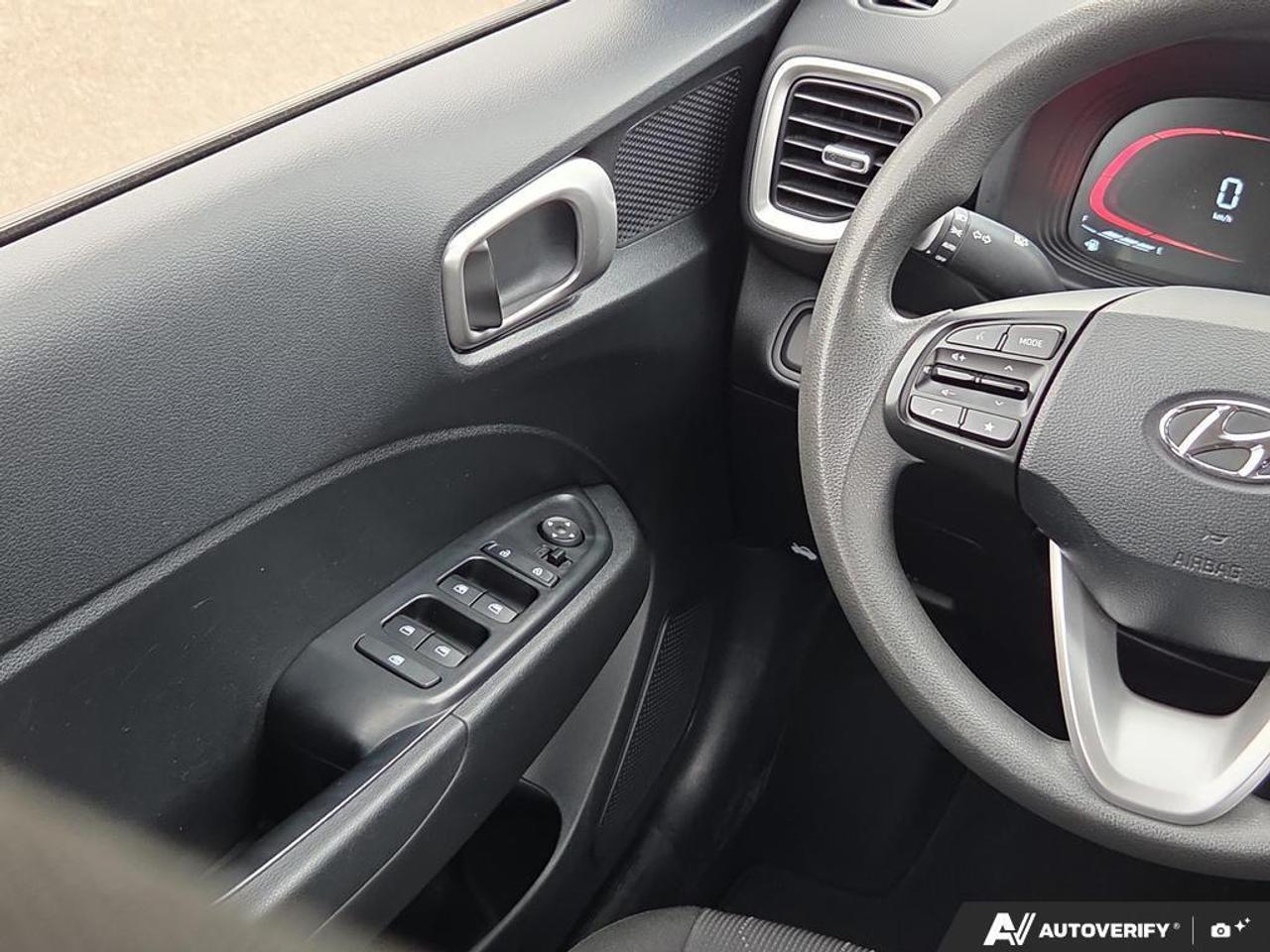 2024 Hyundai Venue Essential   NO CLAIMS   APPLE CARPLAY   HTD SEATS Photo
