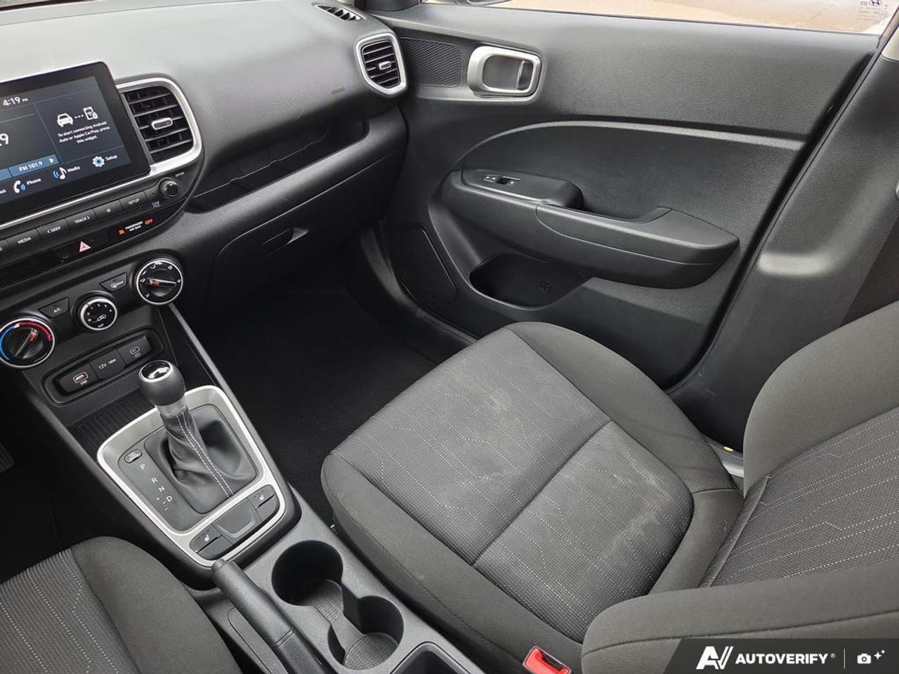 2024 Hyundai Venue Essential   NO CLAIMS   APPLE CARPLAY   HTD SEATS Photo