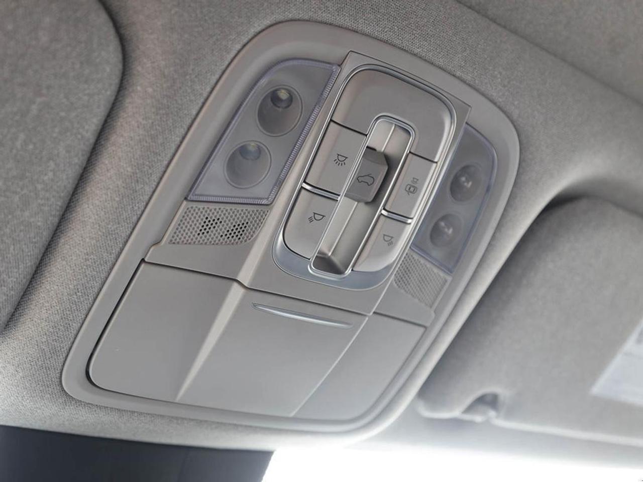 2020 Hyundai Santa Fe Ultimate 2.0 4dr All-Wheel Drive Photo
