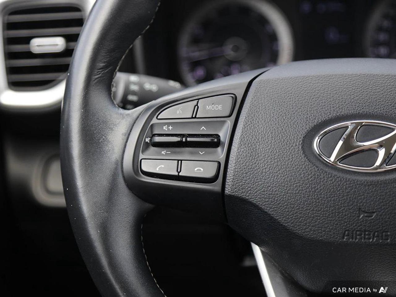 2022 Hyundai Venue Ultimate w/Black Interior 4dr Front-Wheel Drive Photo