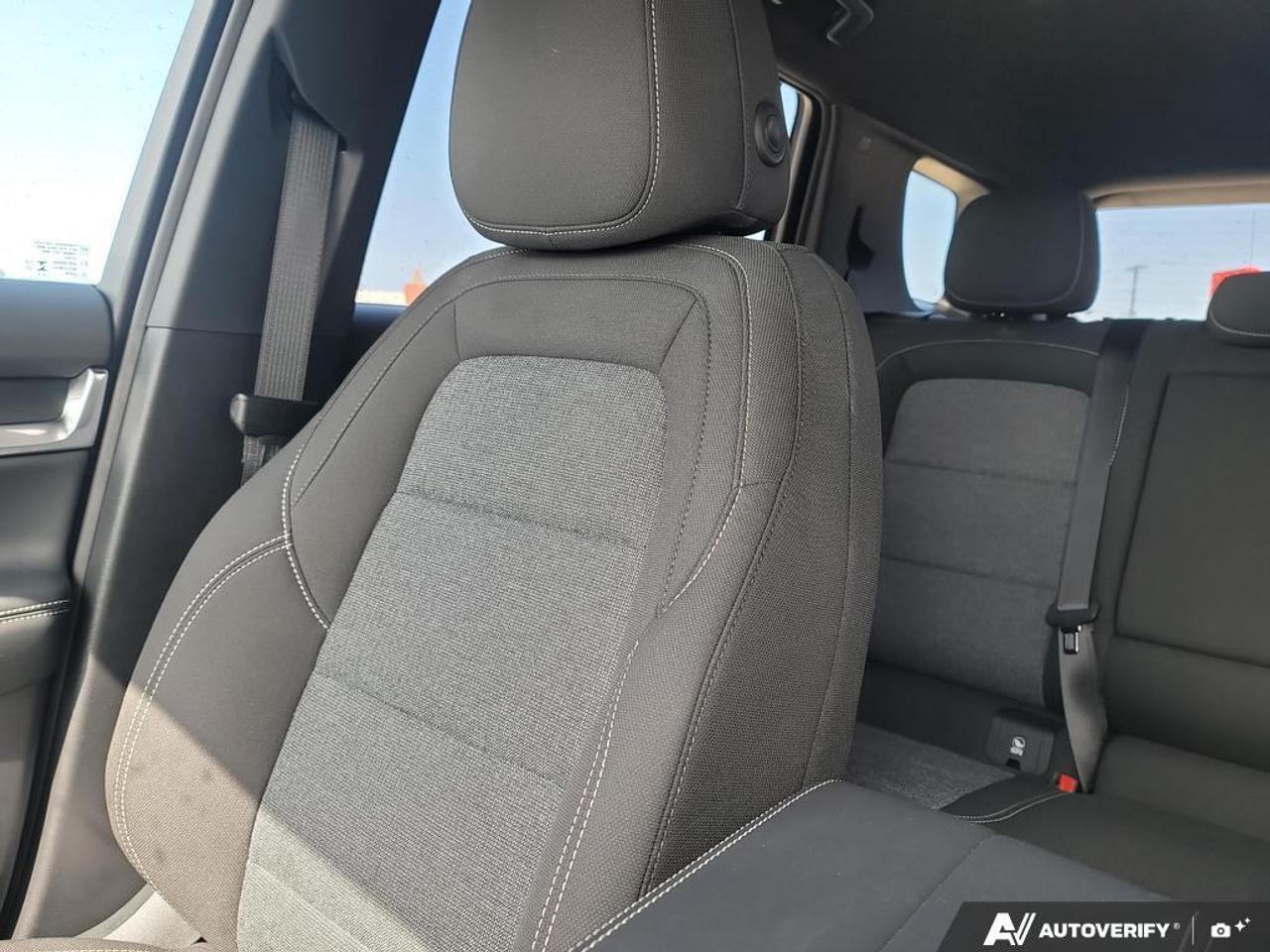 2026 GMC Terrain Elevation AWD   LOW KM   NO CLAIMS   TECH PKG Photo