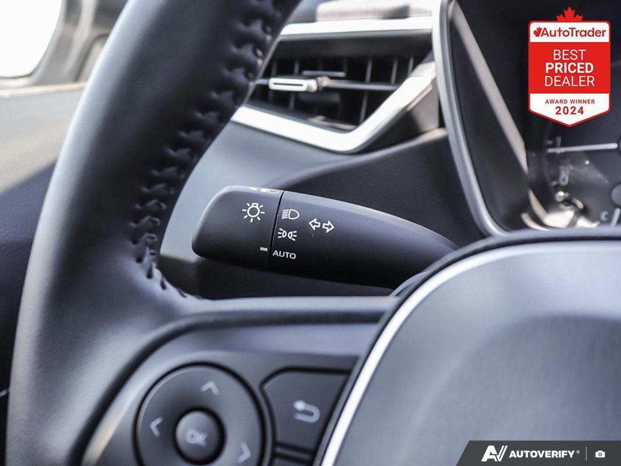2025 Toyota Corolla Hatchback Base 5dr Photo